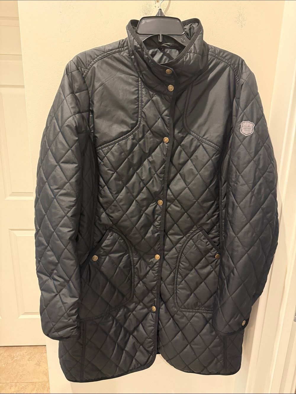 Eddie Bauer Sport Quilted Puffer Coat - Black snap buttons size XL